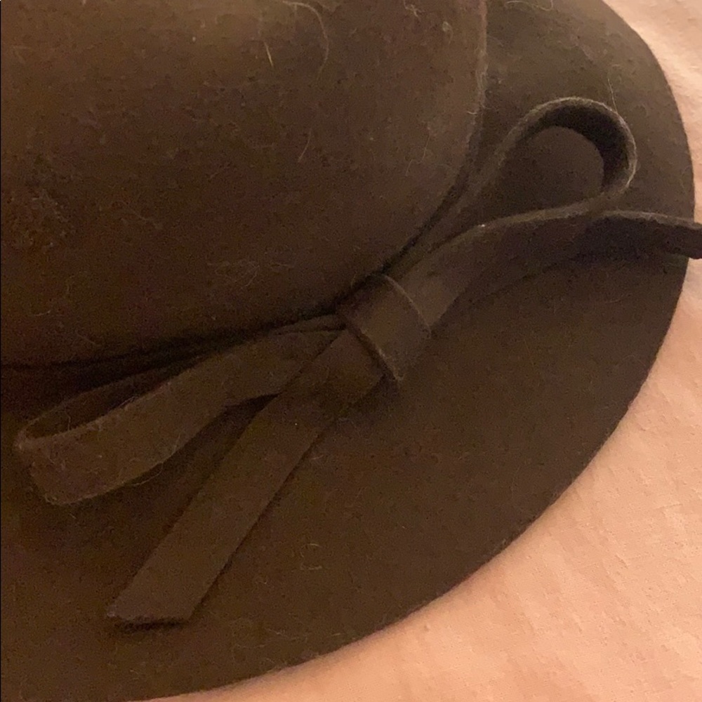 Brown hat - Picture 2 of 2